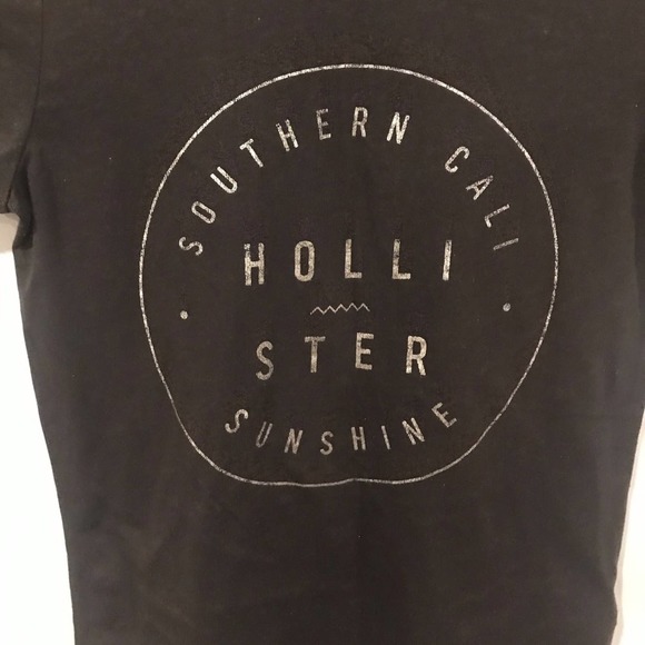 Hollister Short Sleeve Tops Tees Shirt Gray Small - Picture 2 of 8